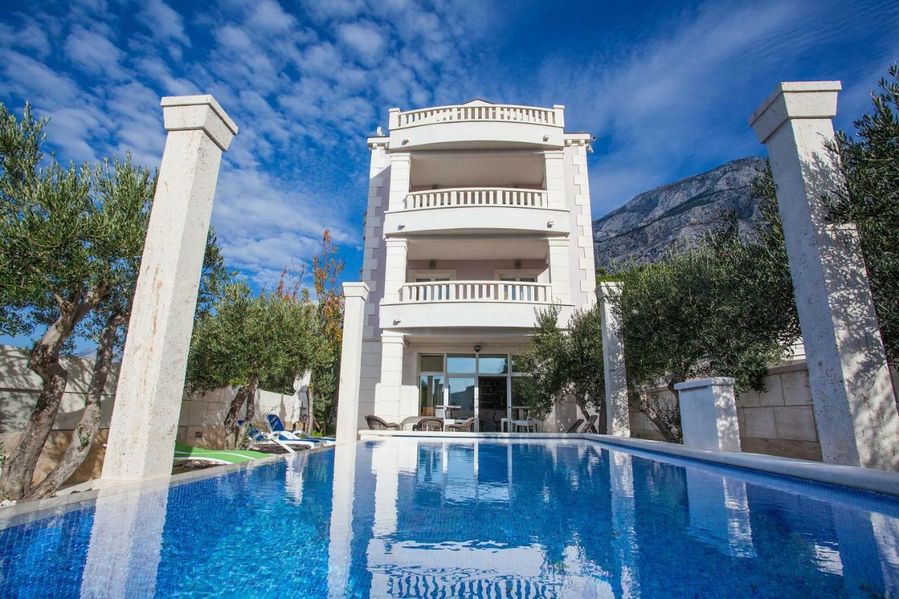 Villa Luce Mit Pool Makarska Exteriör bild